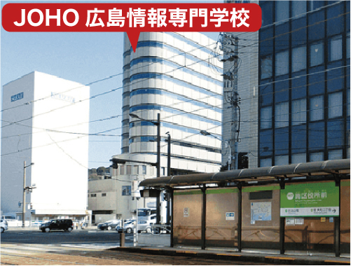 中央改札口を出たときの突き当りを右に曲がる